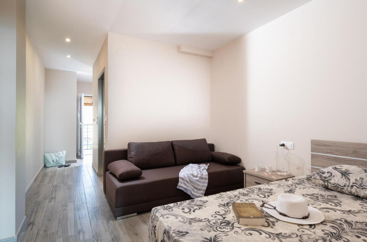Sunset Studios - Suites With Seaview & Back Side Apartements Toroni Exterior photo